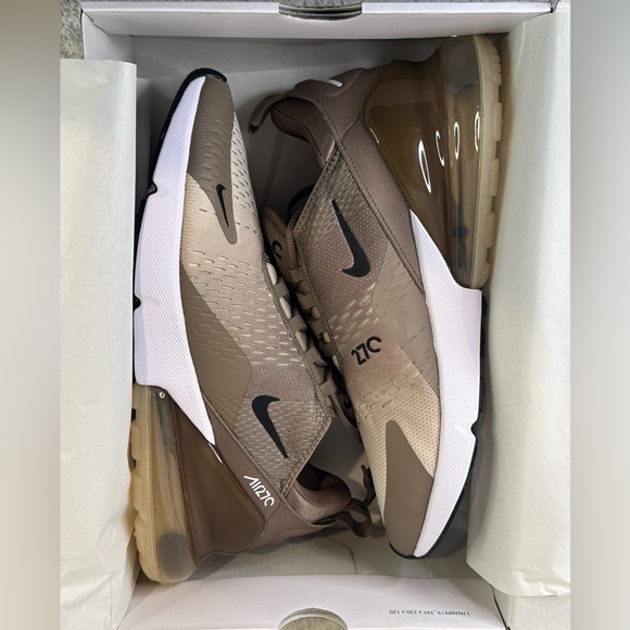 Nike Air Max 270 main image 11
